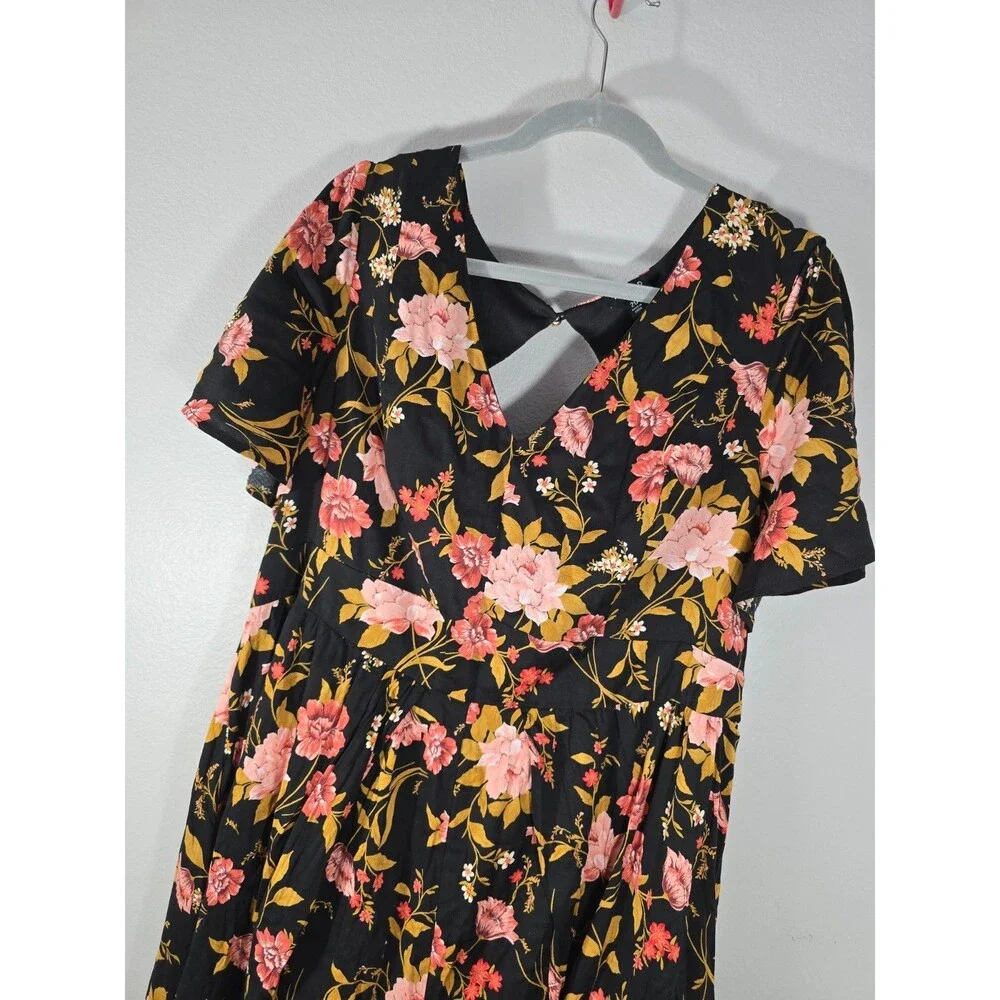 Torrid Walk Through Dress Romper Women Plus Size 20 Black Peach Floral V Neck BK - Picture 3 of 12